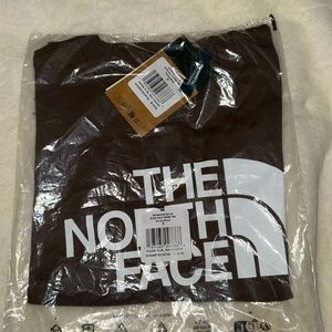 North face medium half Dome Tee color, smoky brown